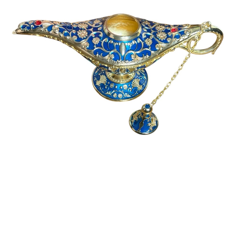 Vintage Aladdin Magic Lamp Genie Collector’s Edition/Wedding table Decor 9”x4.5” - Picture 2 of 5